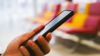スマホひとつで簡単お小遣い稼ぎ