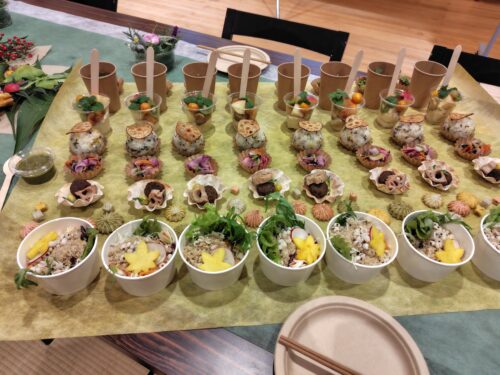 イベント終了後の打ち上げ時に提供されたアースキッチンたまやさんの料理写真。