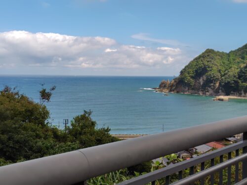 空の駅からの日本海の眺め
